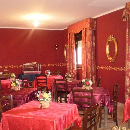 Rocca Di 4* מונריאלה
