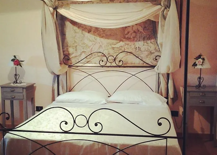 Rocca Di 4*