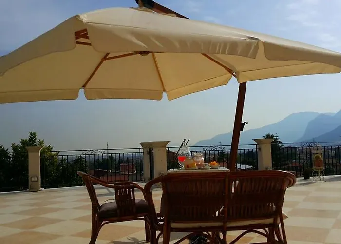 Rocca Di 4*