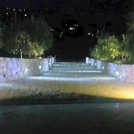 Rocca Di Bed & Breakfast
