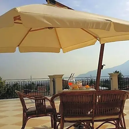 לינה וארוחת בוקר Rocca Di מונריאלה