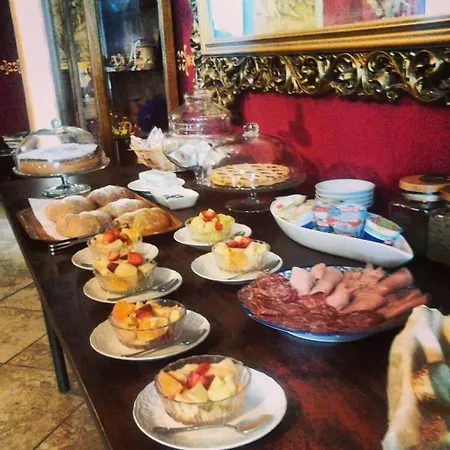 罗卡迪蒙雷亚莱酒店 4* 蒙雷亚莱