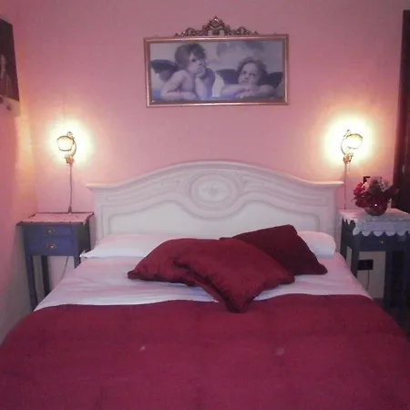 住宿加早餐酒店 罗卡迪蒙雷亚莱酒店