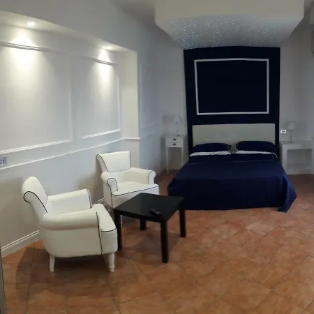 罗卡迪蒙雷亚莱酒店 4* 蒙雷亚莱